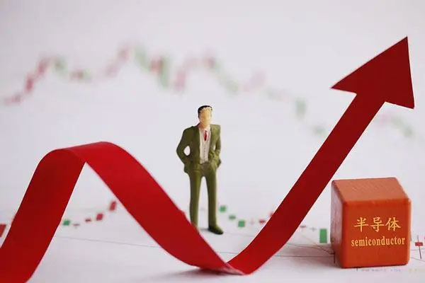 半导体板块持续走强，左江科技涨超10%