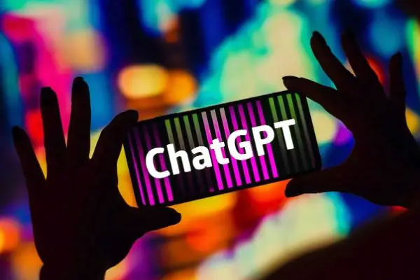 ChatGPT成为互联网领域最大新风口，国内ChatGPT热度同样持续