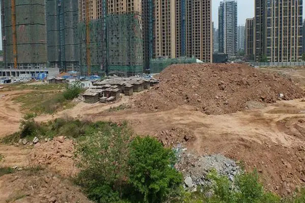长沙迎来8宗涉宅地块集中出让，共计成交金额约28.09亿元