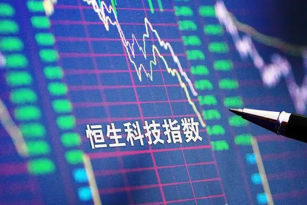 恒生指数一度冲高近400点，恒生科技指数涨1.55%