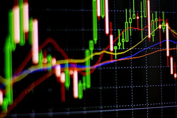 COMEX黄金期货价格连续9个交易日下跌，收报1831.8点