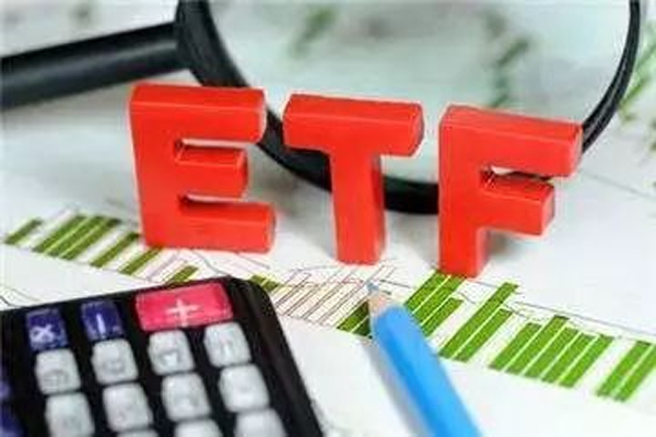 各头部基金疯狂布局细分行业ETF，中小公司难入局